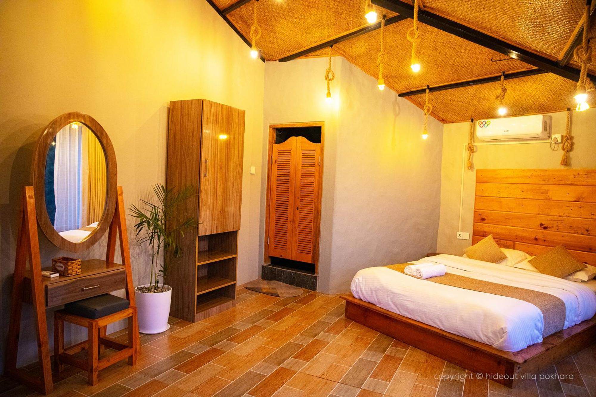 The Hideout Villa Pokhara Extérieur photo